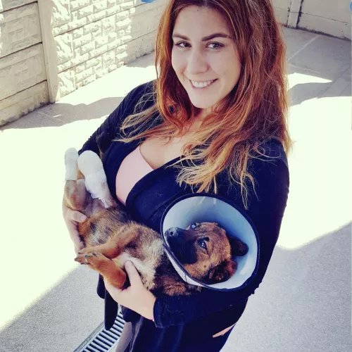 London Andrews. If you follow her on FB or IG, she and her husband do amazing things for the rescue animals on their sanctuary. 