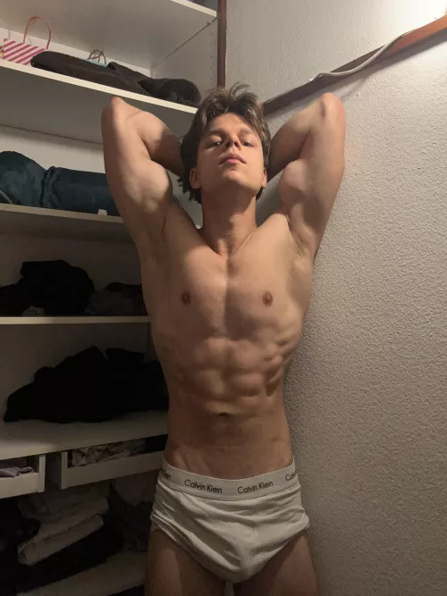 Would you lick my sweaty pits?