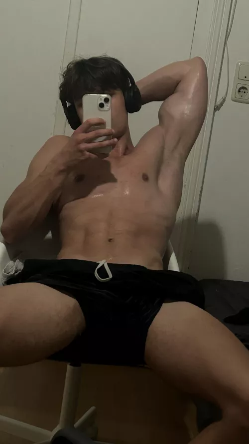 Would you taste my sweaty body?