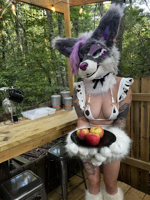 Are you hungry for Apples 🍎 🍏 ??!