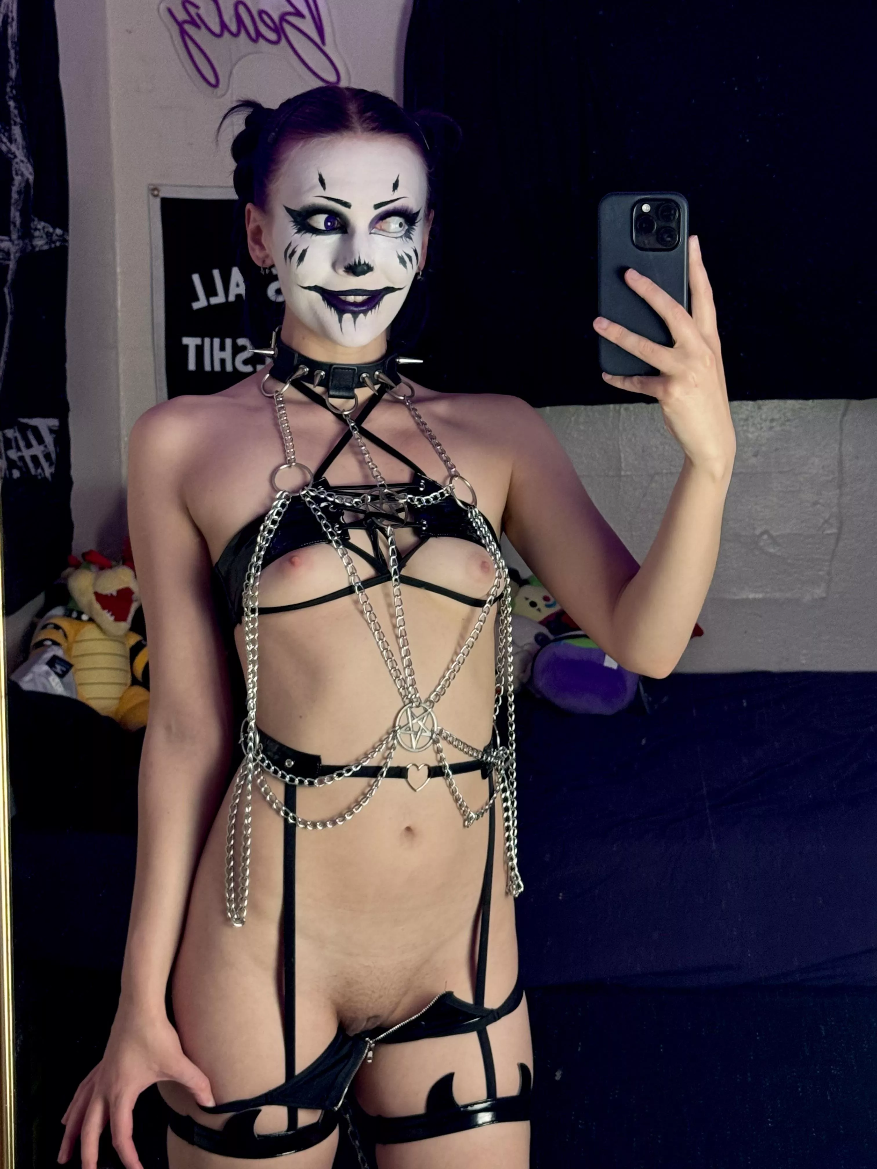 Be honest do you think you could handle me 