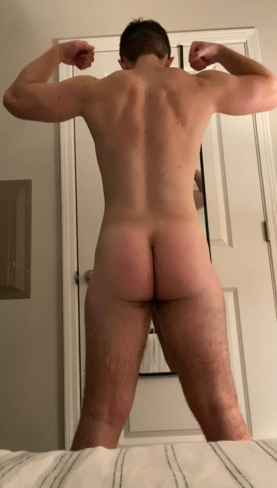 Come hit some squats with me 