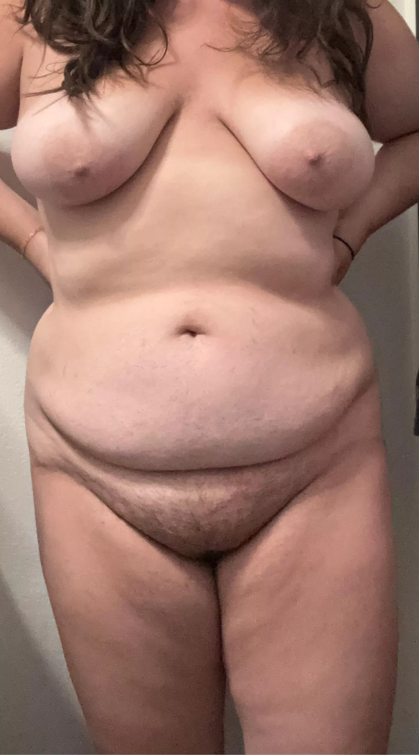 Comment yes if you’d fuck me 