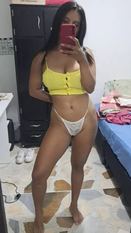 Hey, dont look in my room