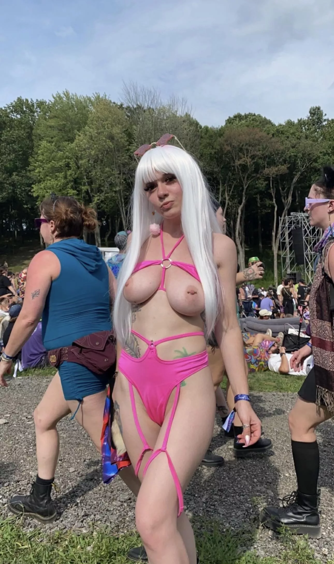 i always enjoy the rave more with my titties out