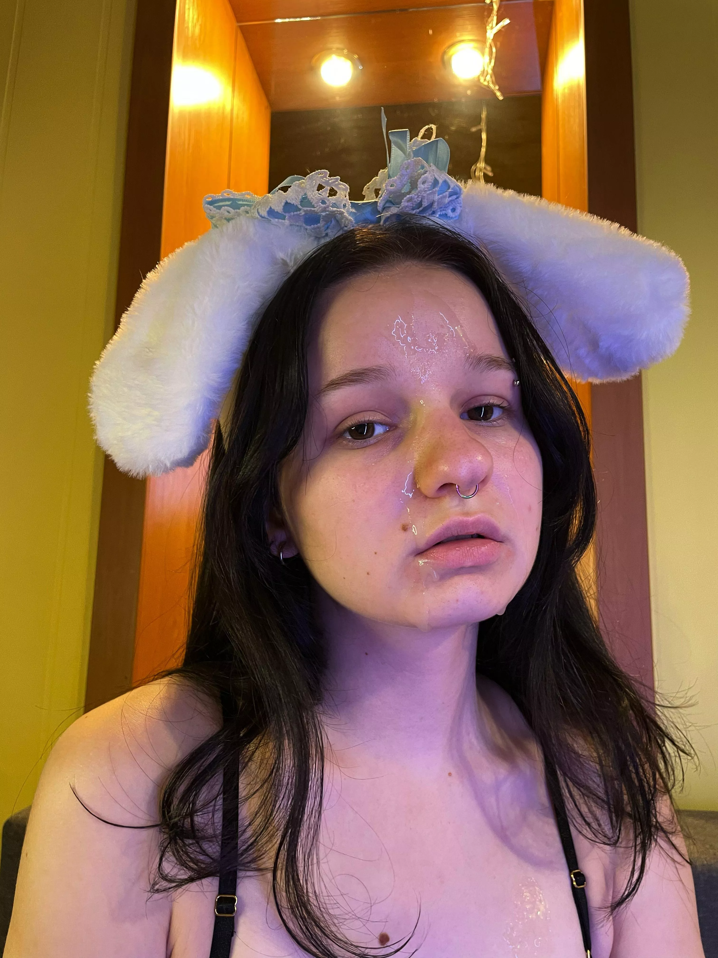 I hope your girlfriend lets you cum on my face