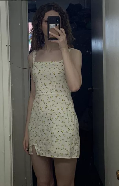 It’s sundress season :3