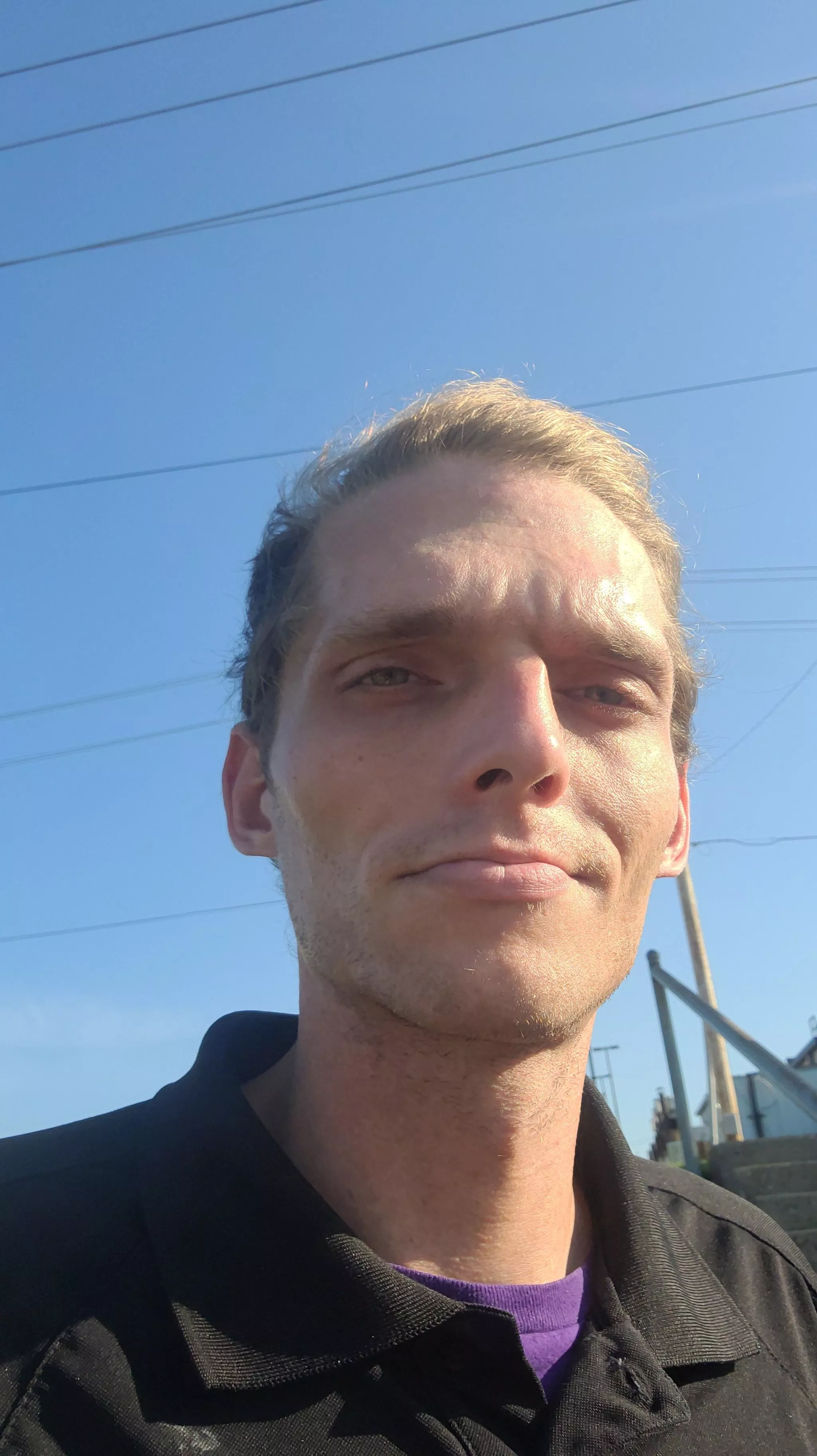 Looking for gaming buddies I play on Xbox gt is ogkushguy