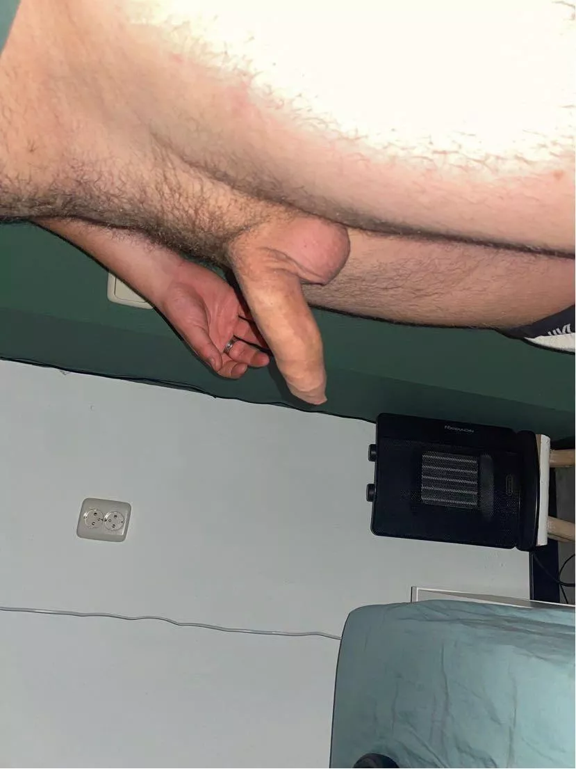 Wanna pee on myself in the shower for a monster cock