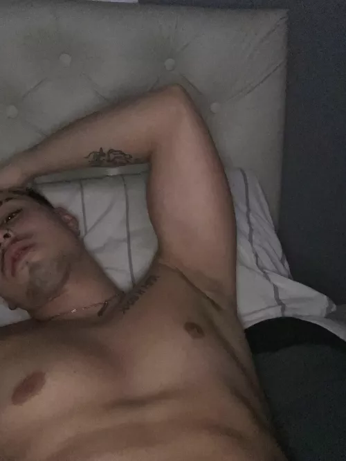 Who's up for a pungent armpit tease today?