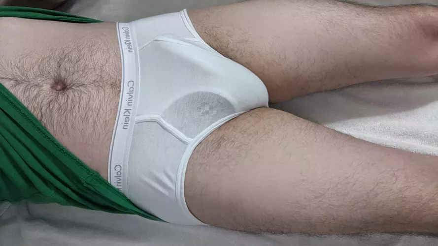 always had a fantasy of getting a physical in my briefs before getting jerked off on the exam table 