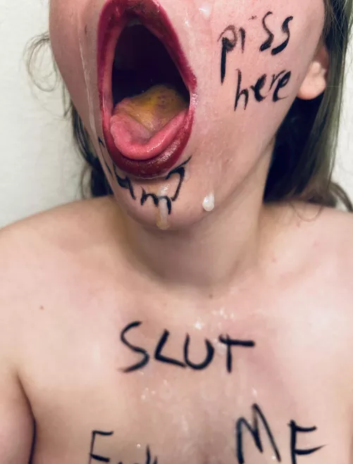 an important piece of furniture in any bathroom. what labels would you add?