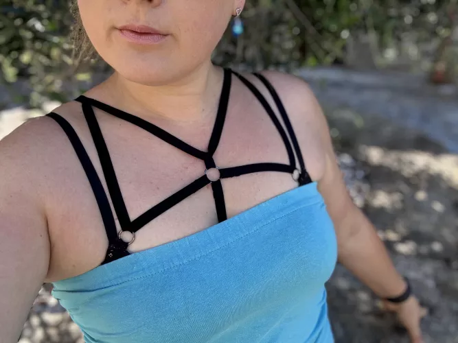 Baby blue cleavage … not really innocent 