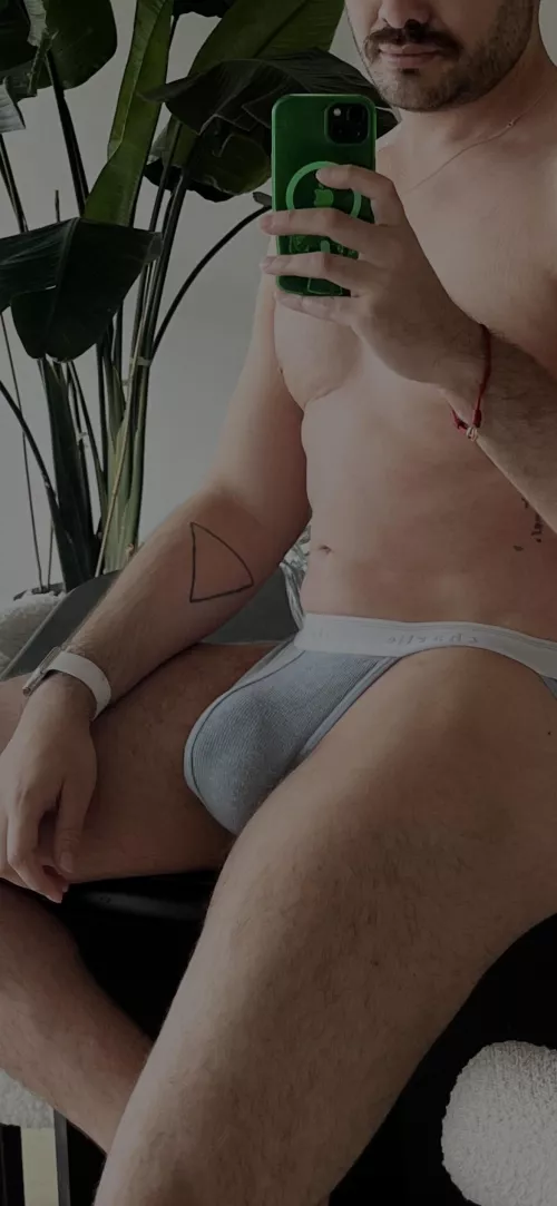 Bulging in my Charlies