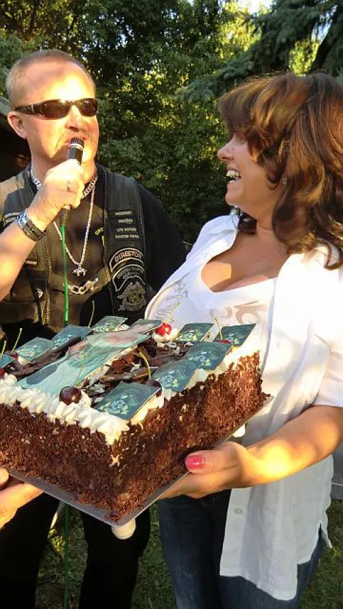 Can I place my cherries on this?