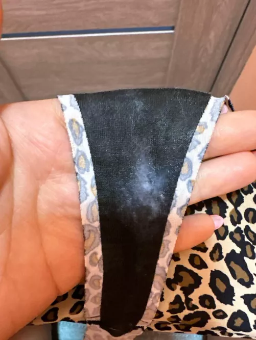 Can't do anything to my self, wet and creamy already