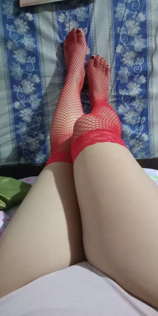 Lets cuddle for a while love