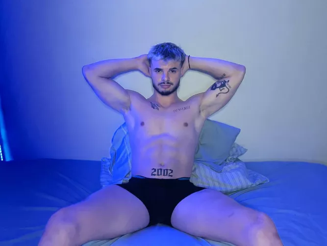 Manly pheromones in all the room