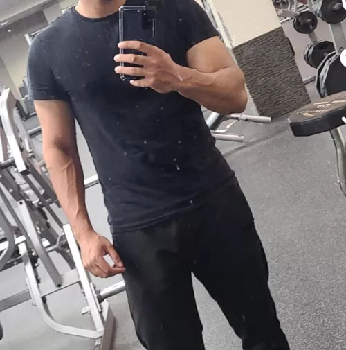 Wanna workout together?