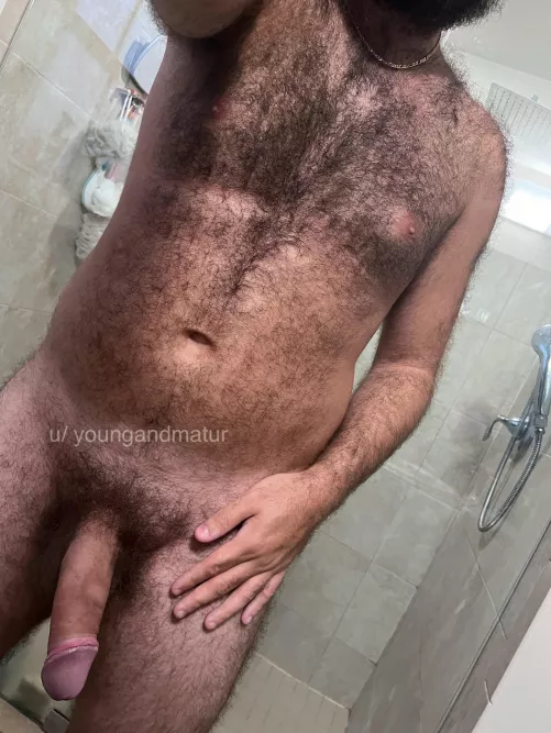 When wifey sleeps, I take nudes 