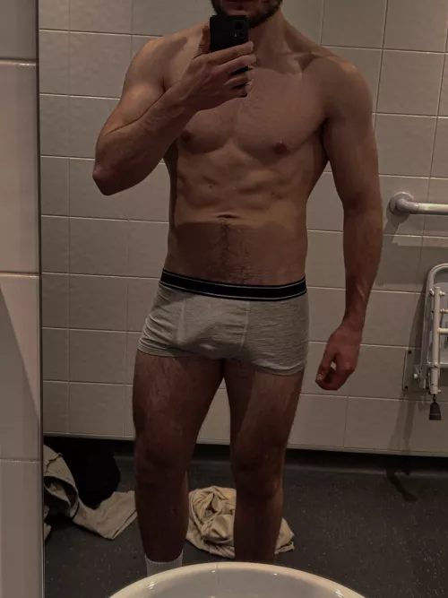 20m, had to take a pump pic in the locker room