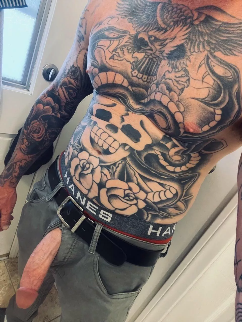 (42) Daddy needs a warm mouth on his cock