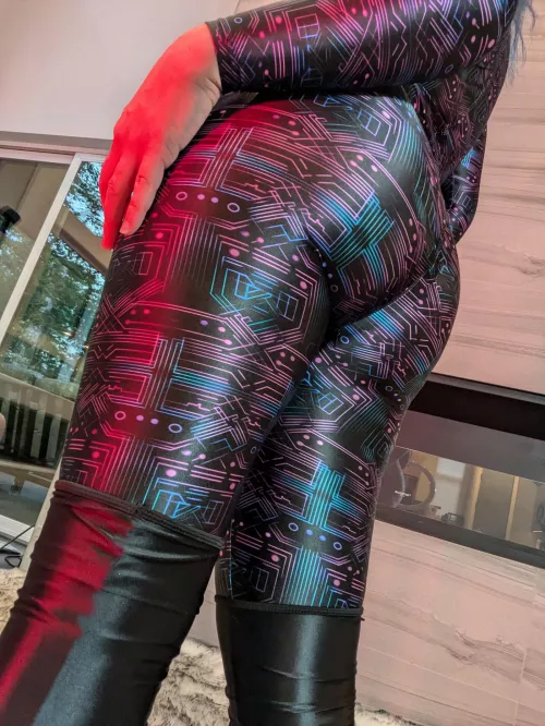 First made-to-measure spandex catsuit. It even has a crotch zipper!