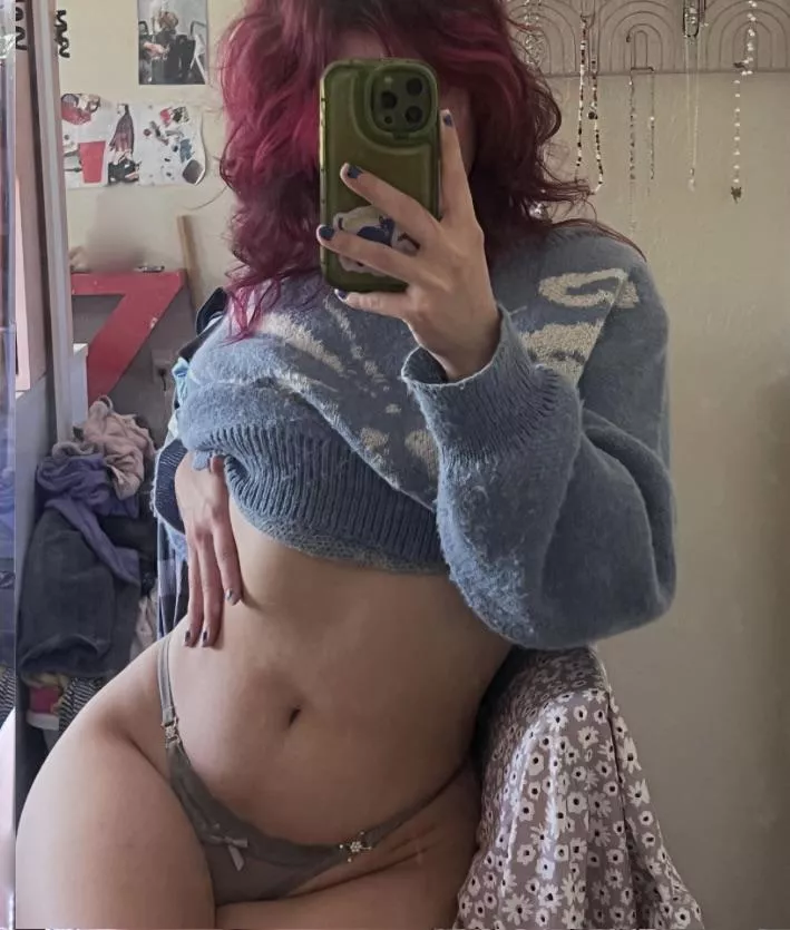 Hottie with a great body ;) 