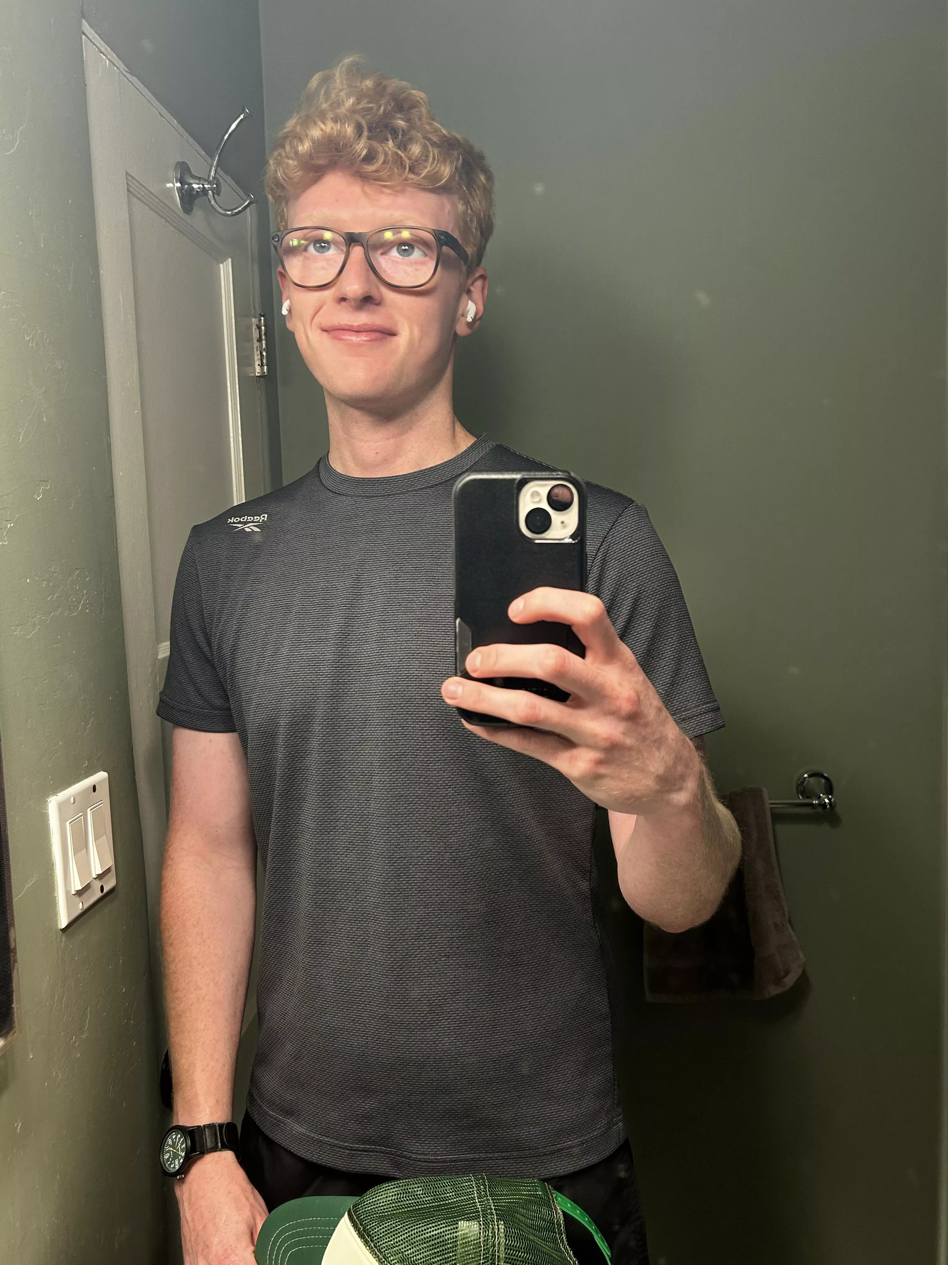 i am having a Minecraft resurgence, just like I have every summer since age 12.