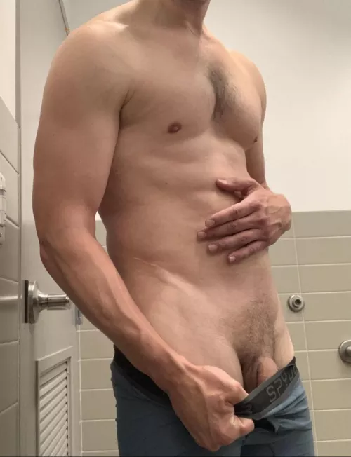 Join me in the locker room?