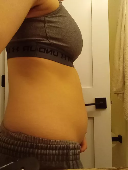 Little post-stuff belly - I'm more feeder than feedee, but my stuffee's rubbing off on me 😏