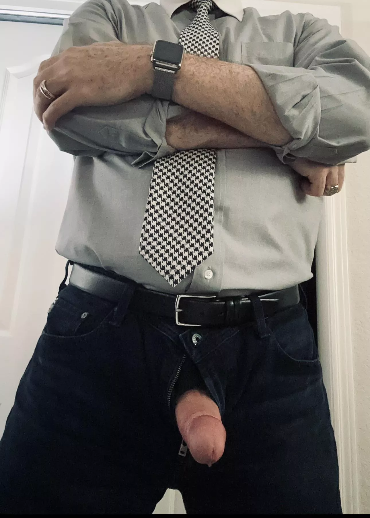 Married Dad Needs My Cock Sucked Before Work Again