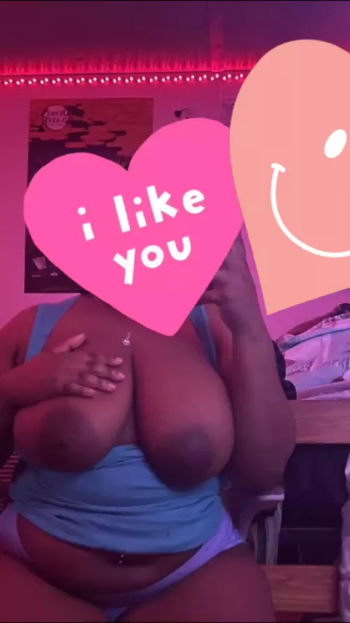 no face no 🧏🏾‍♀️ 😉