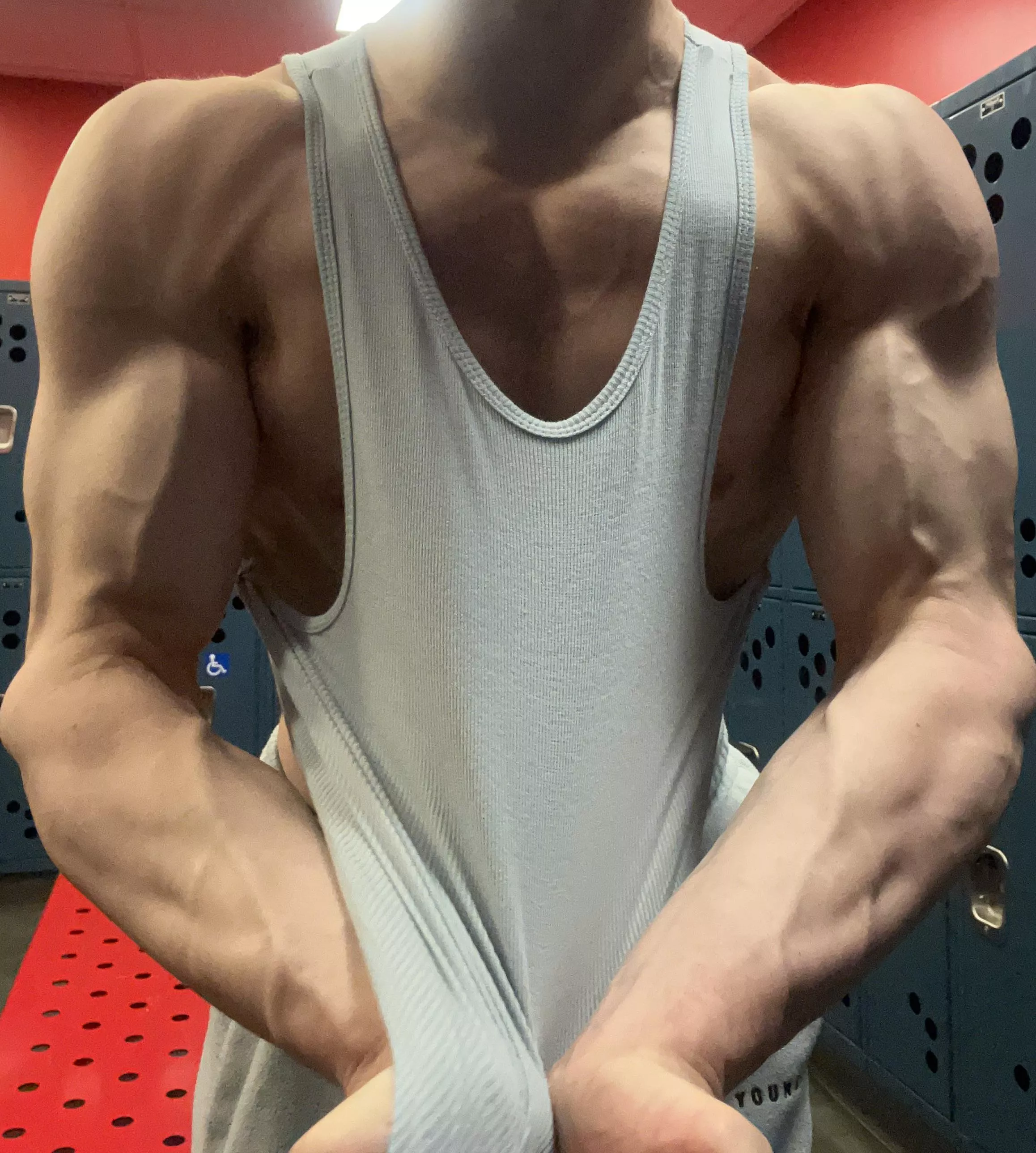 you wanna see more of this build ? 😈👀💦