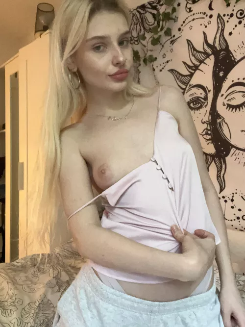 All i want is to be your slut this summer!