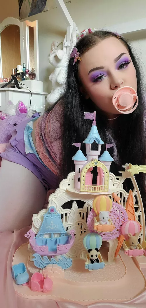 Can you tell what my favorite color is? 😁