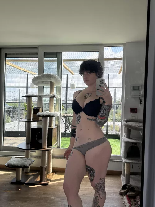 Describe me in 2 words