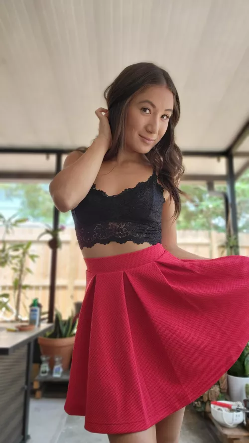 Don't let my innocent face fool you. I'm skirting around the fact that I'm trouble 😉