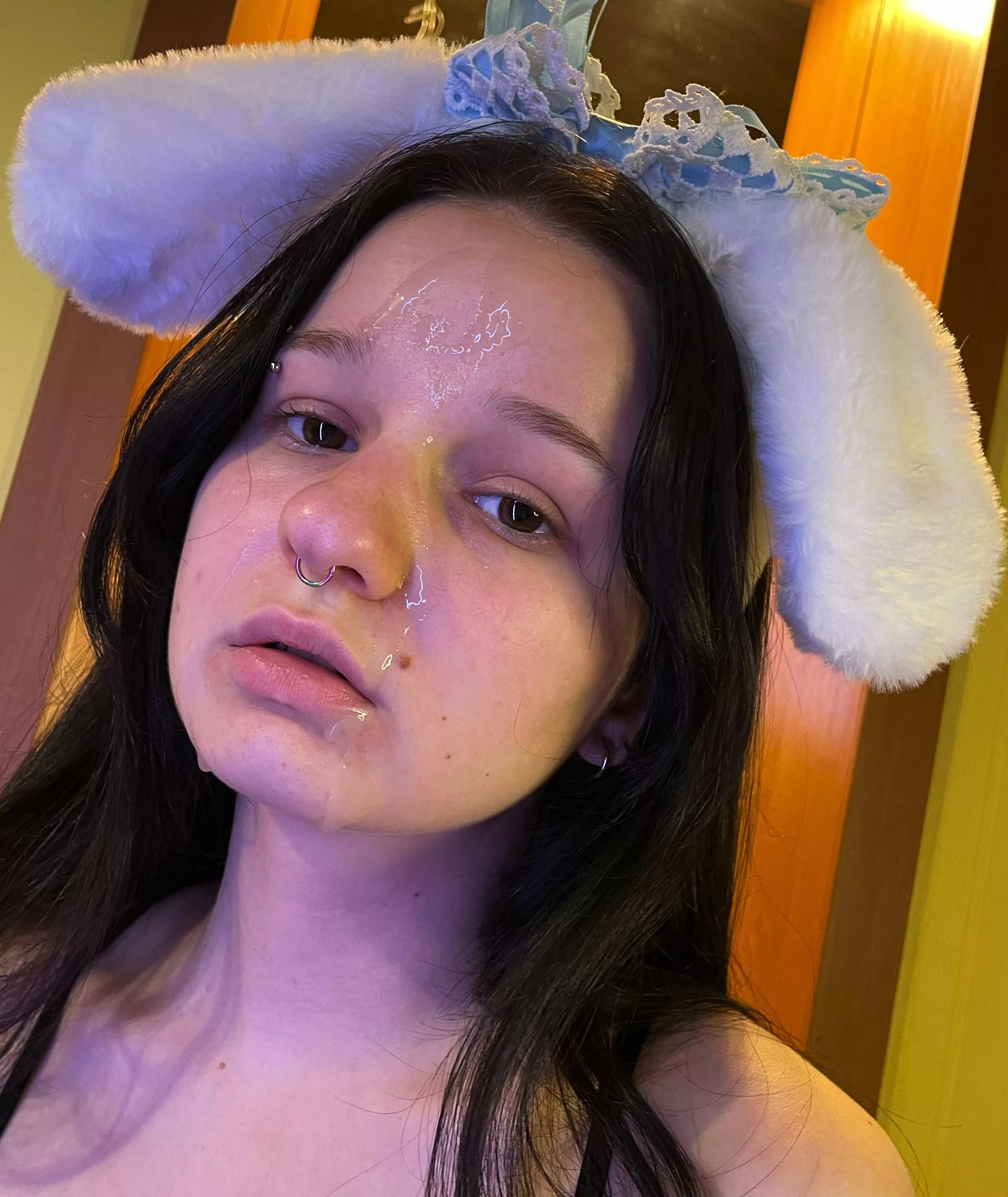 I hope your girlfriend lets you cum on my face