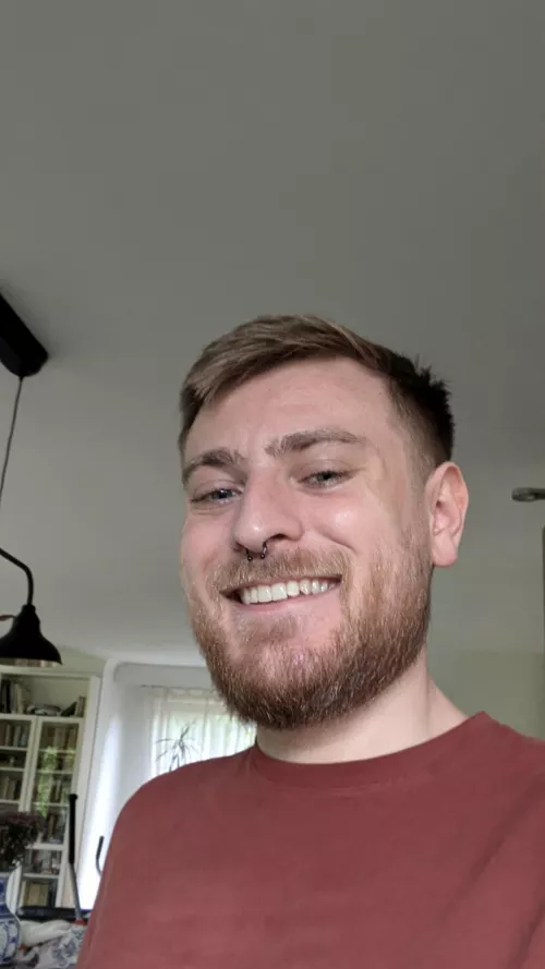 I shaved my beard and now i don't recognize myself anymore