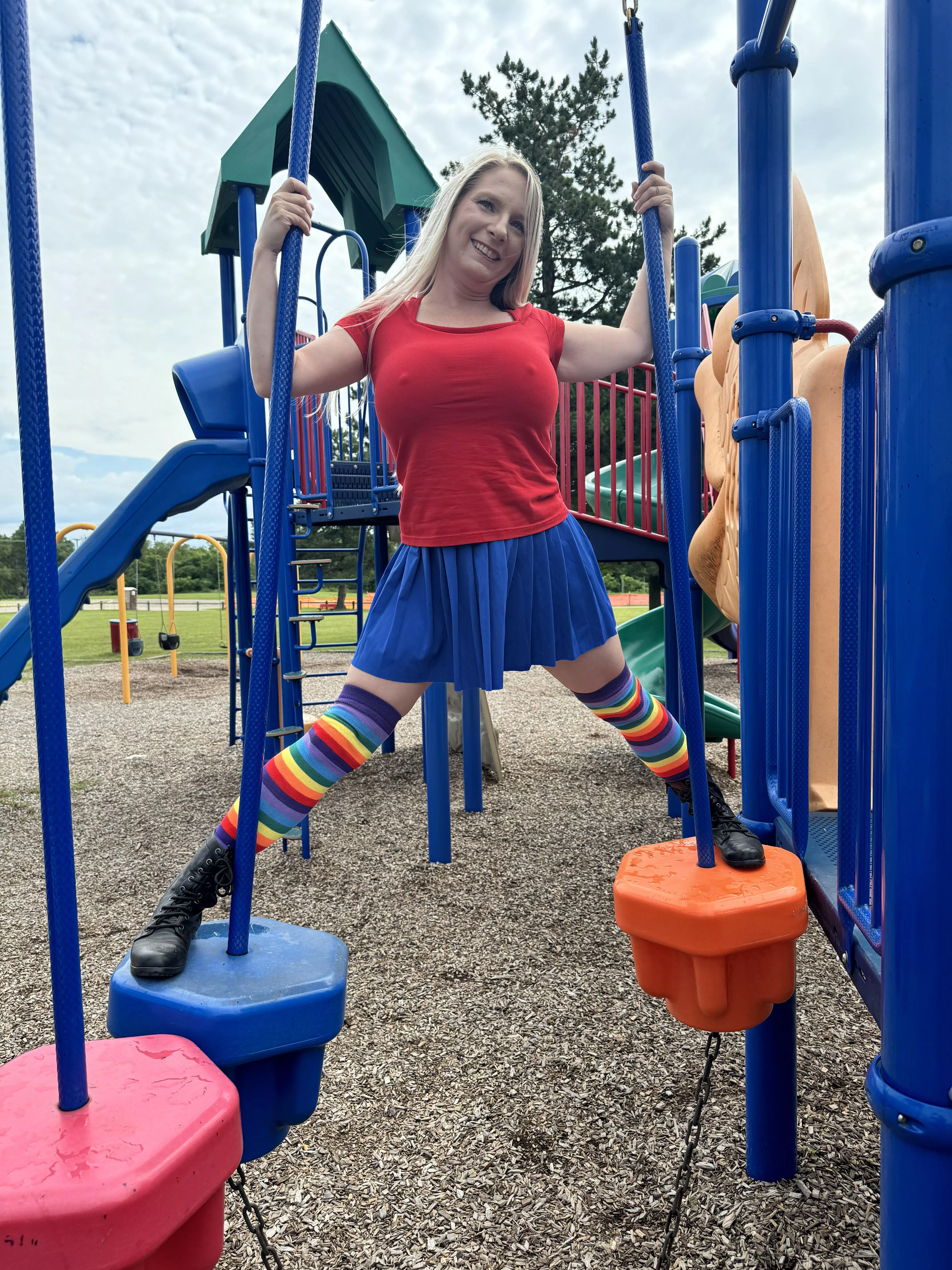 I still enjoy going to the playground 