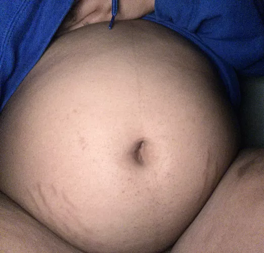 This piggy wants a big breakfast again. 