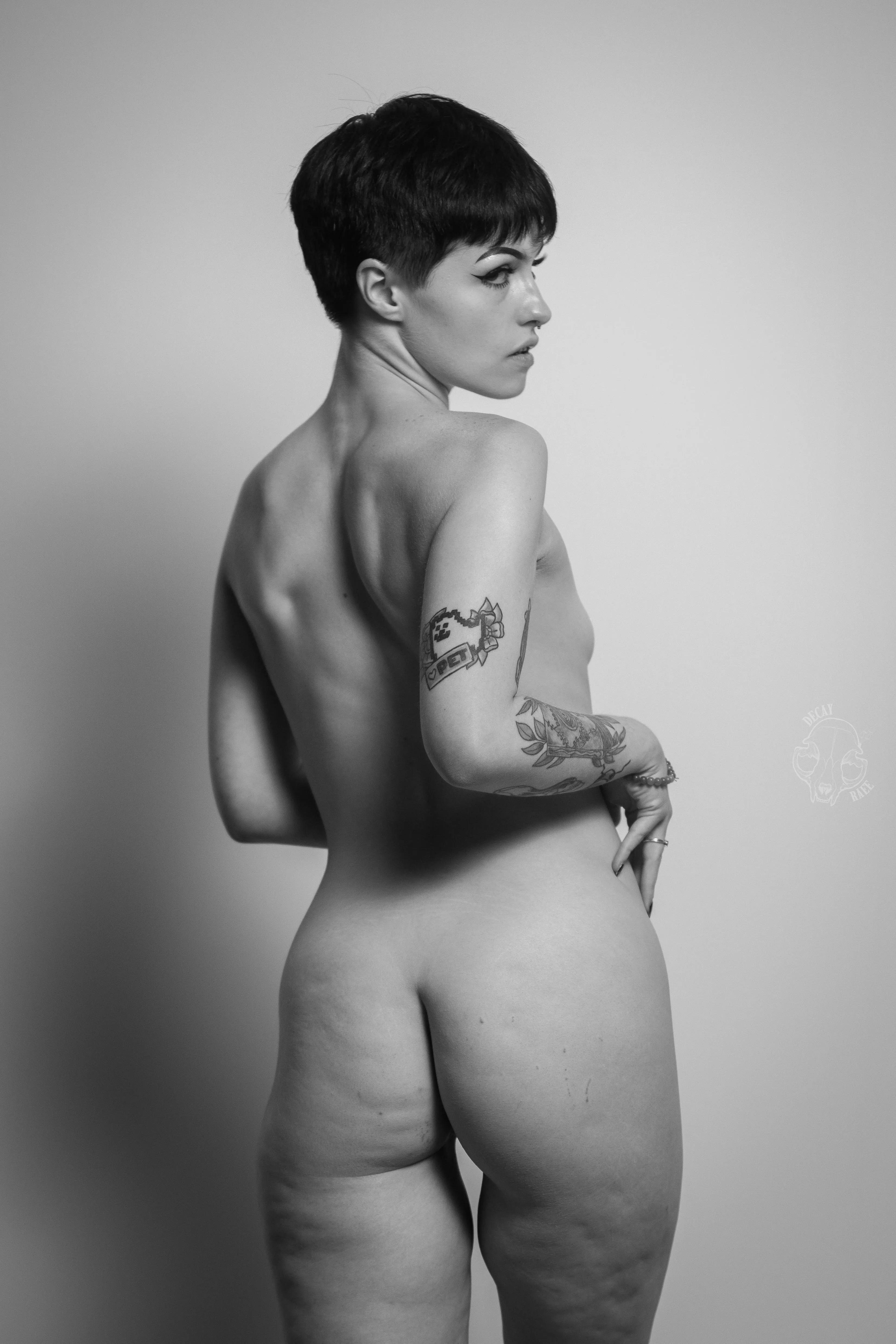 tiny slut raee (@decayraee) [onlyfans] 