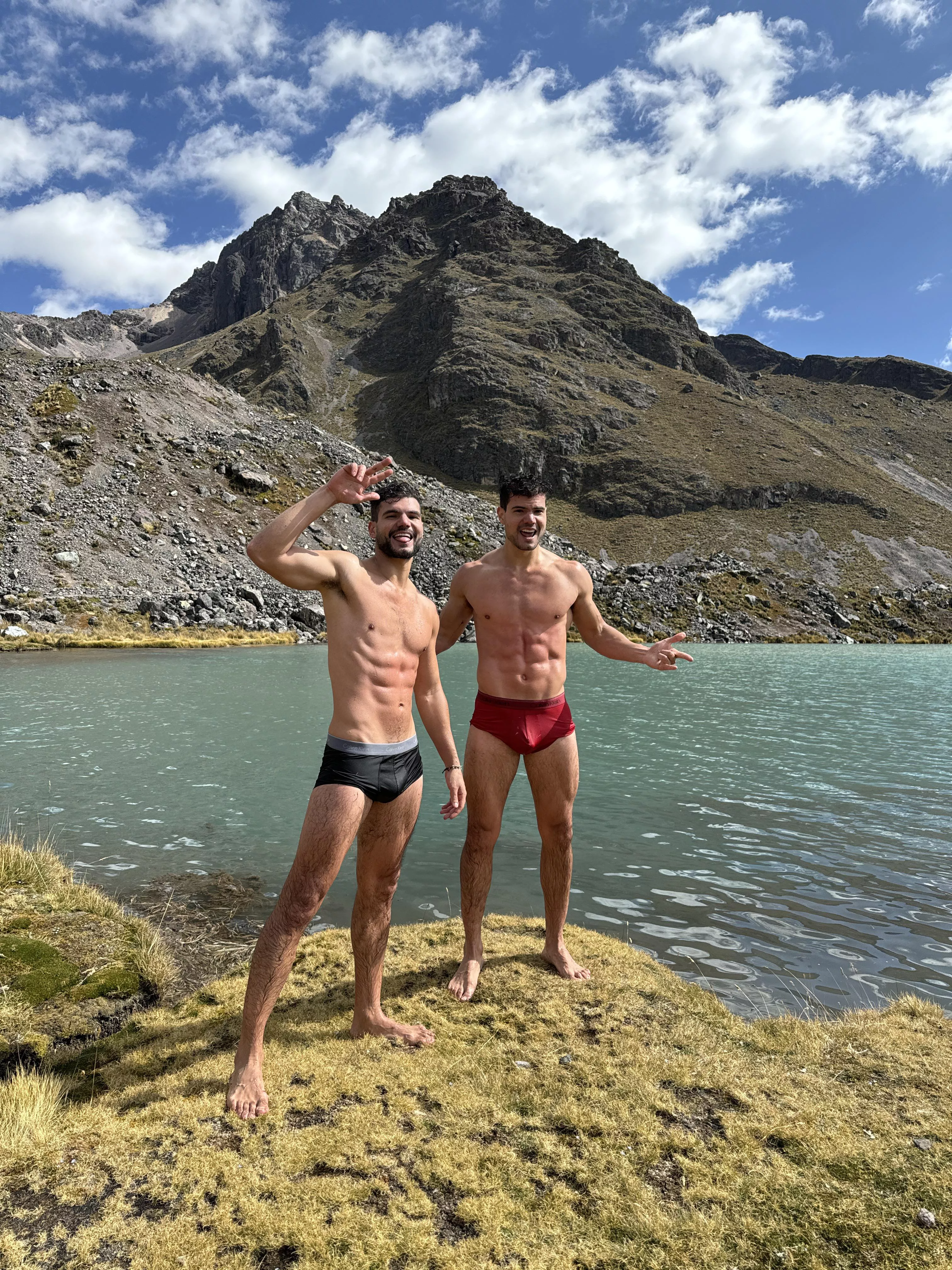 Underwearing free all over the 🌎