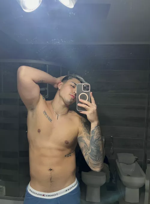 What makes the aroma of my body so hard to resist?