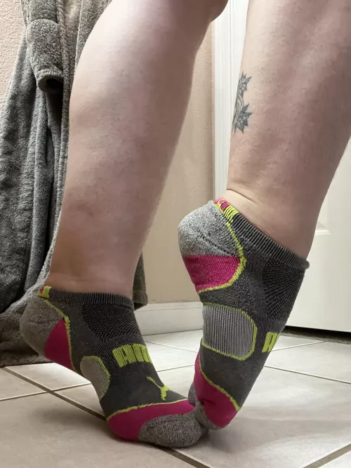 I love how these puma socks look on my feet! [selling] [usa]