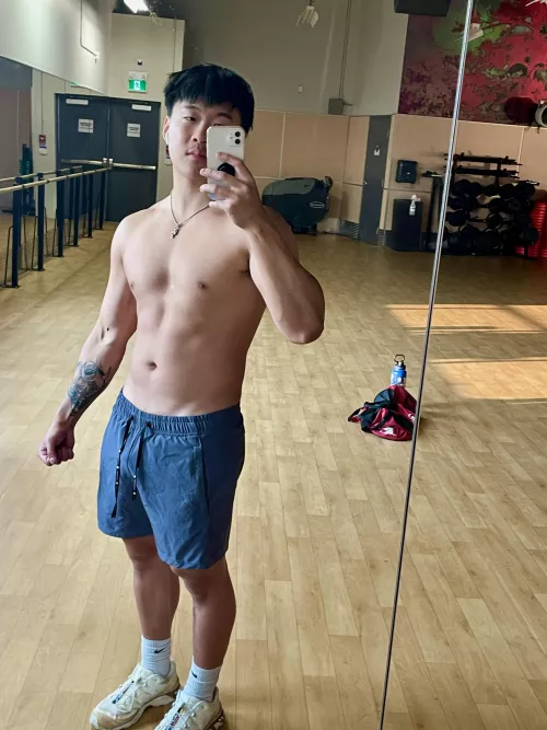 I wish I could always workout shirtless 🤭