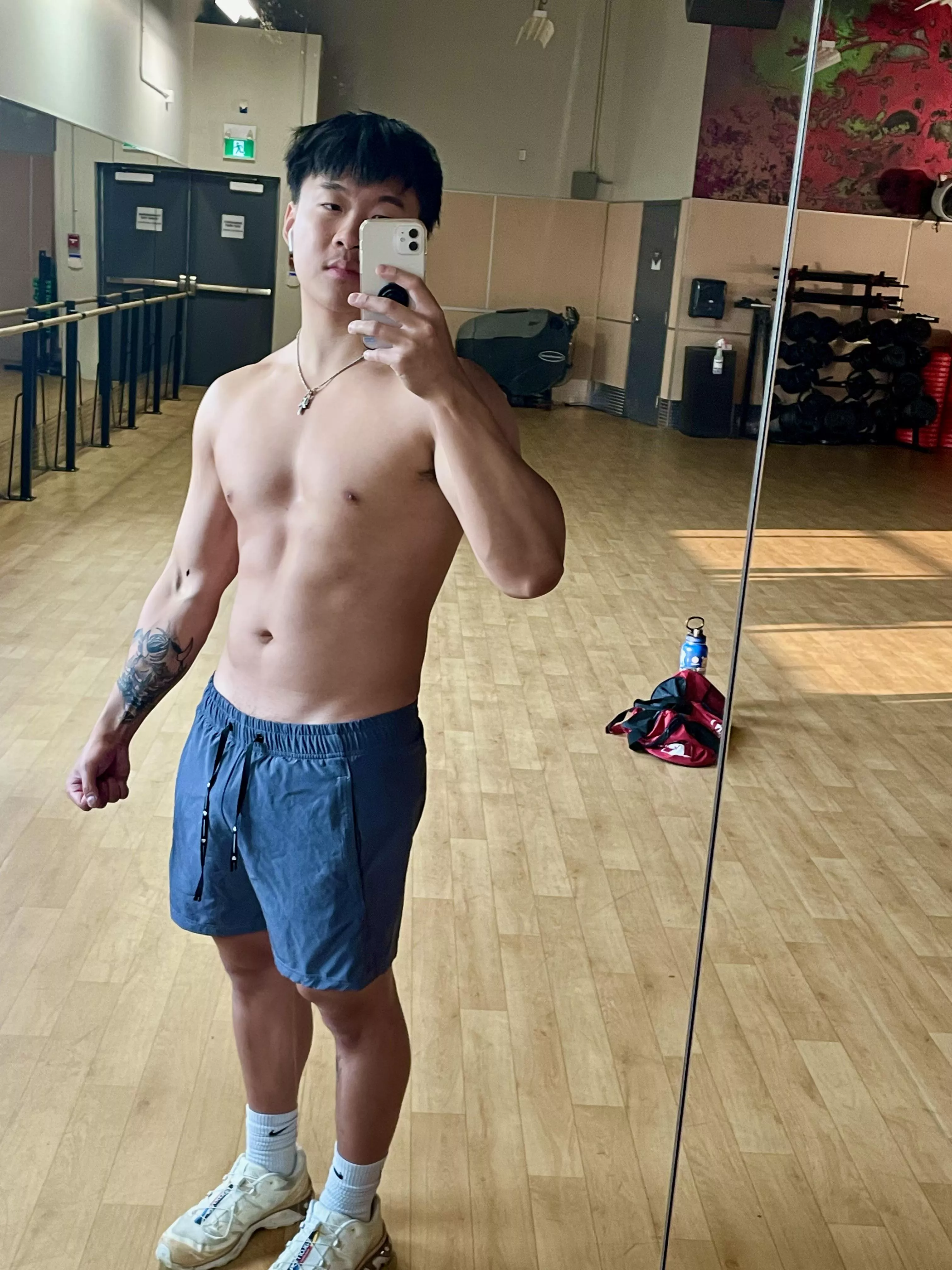 I wish I could always workout shirtless 🤭