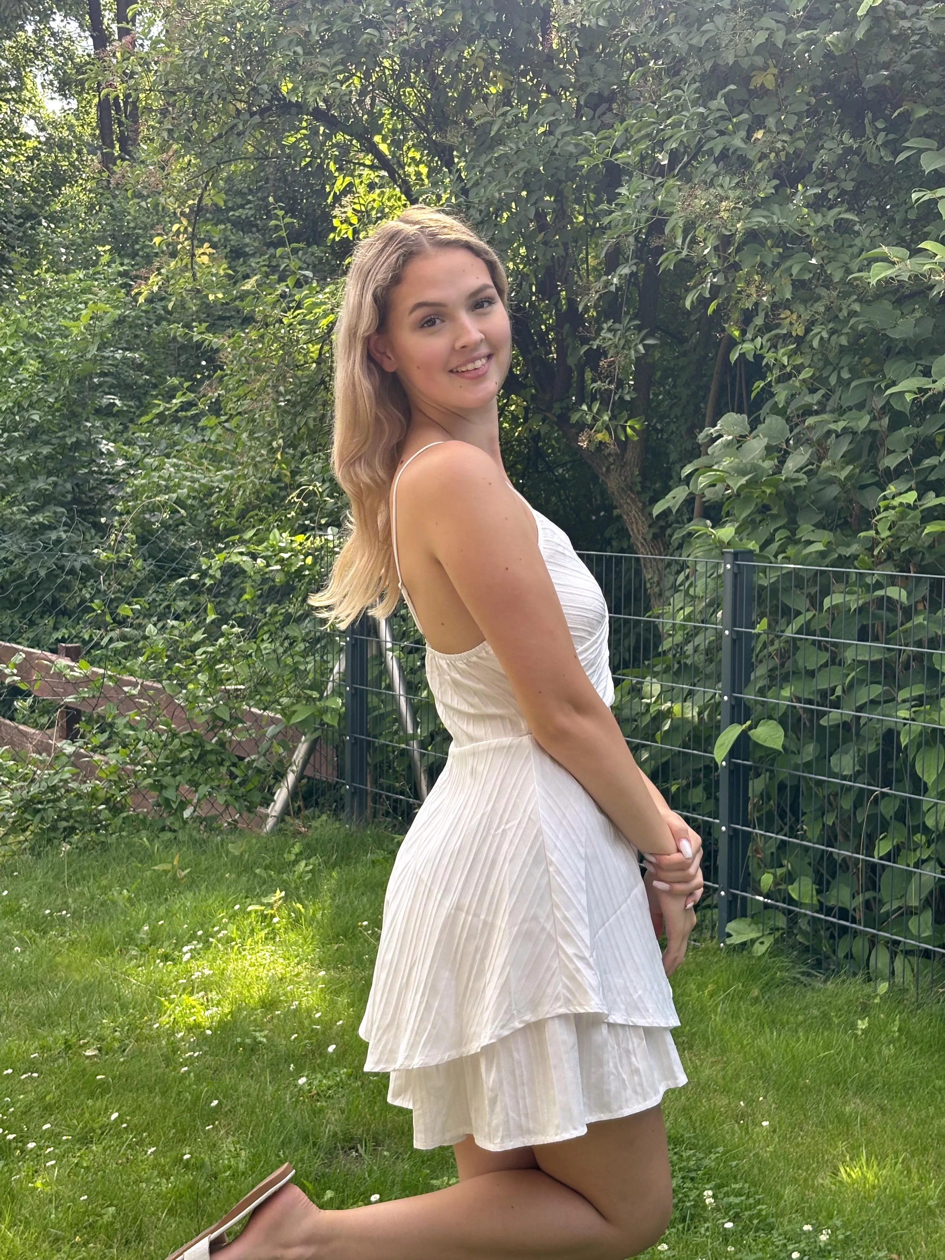 its perfect for summer🙈 just not sure if i look chubby in this?