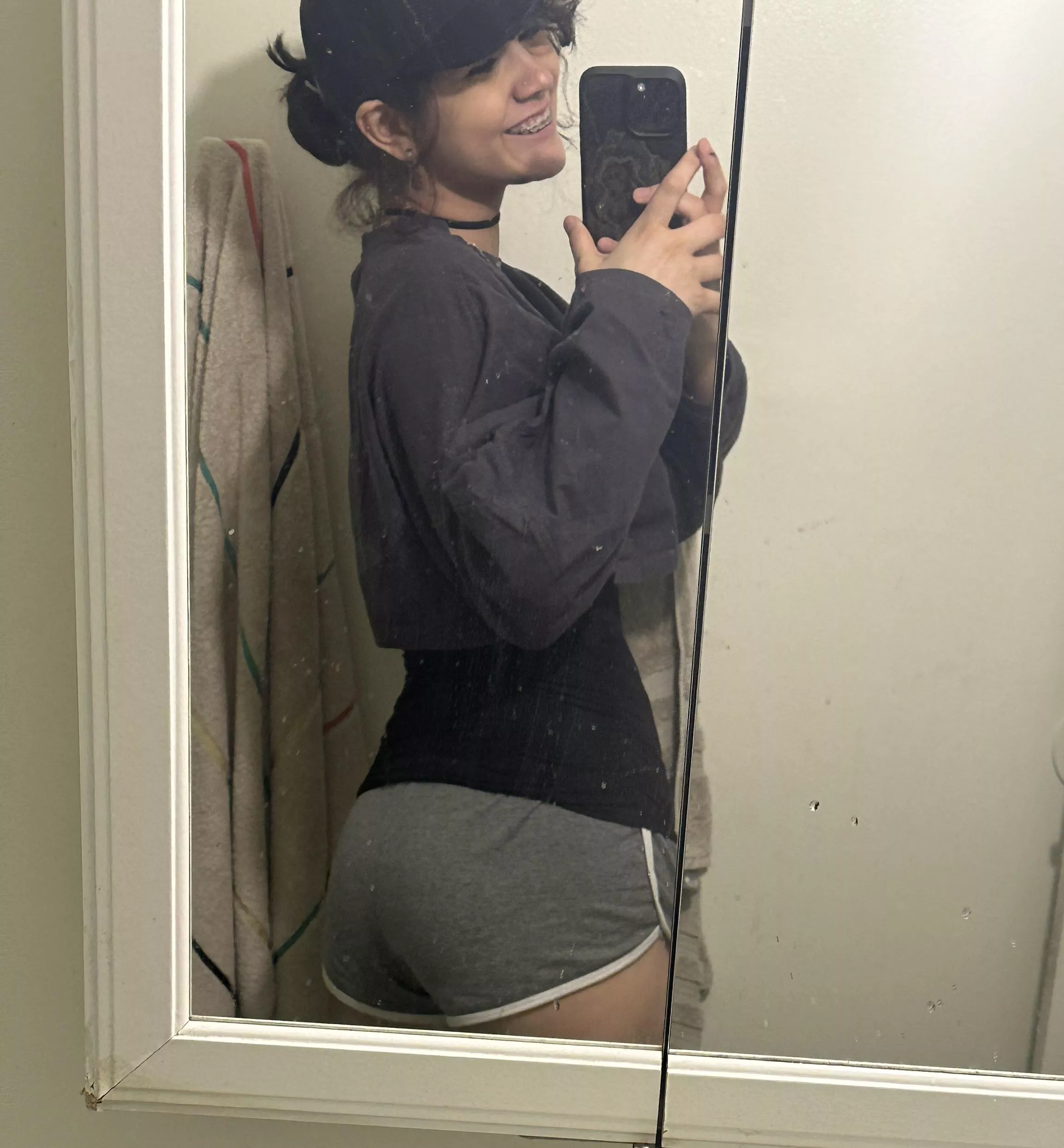 not wearing my bands so i can keep them in longer 🥹